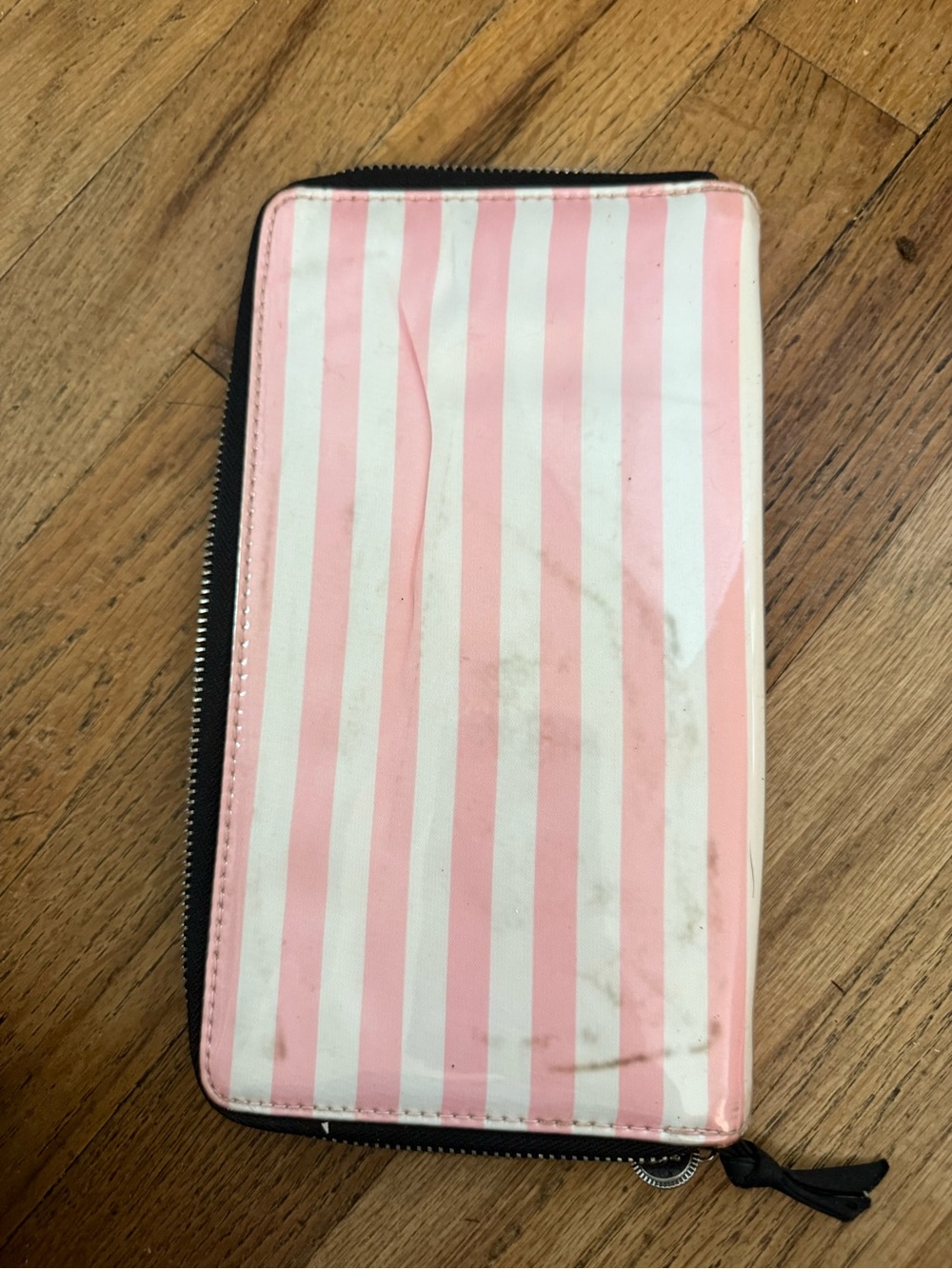 Victoria's Secret Pink & White Striped Zip-Around Wallet - Picture 3 of 4